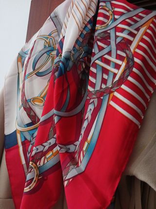 Pañuelo foulard tacto seda nuevo con etiquetas 🏷