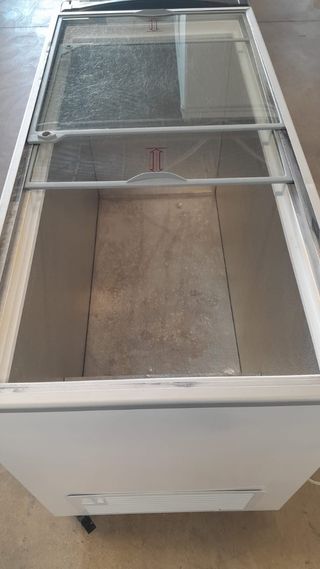 Congelador tapa cristal corredera 1.30m