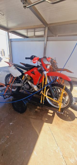 Mecánico mantenimientos y restauración clasicas