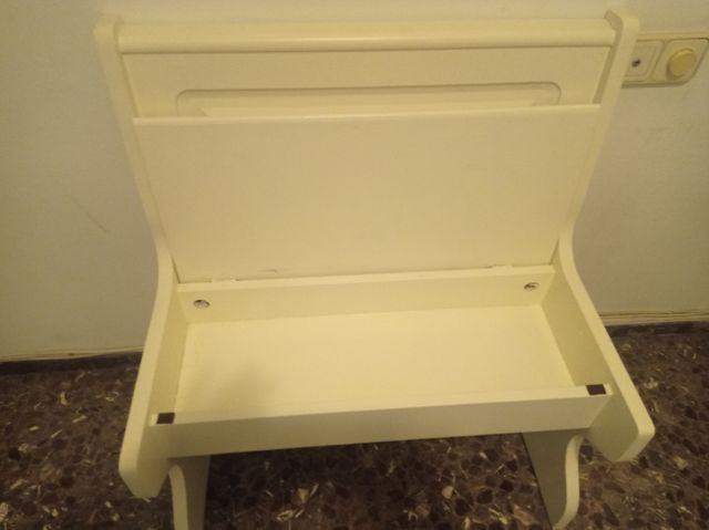 BANQUILLO HECHO A MANO PARA BALCÓN Y JARDÍN.