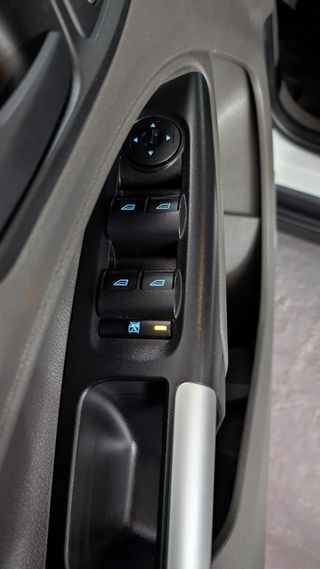 GARANTIZADA FORD TRANSIT CONNECT TREND 220 120CV