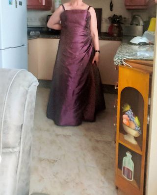 Vestido fiesta color vino tinto