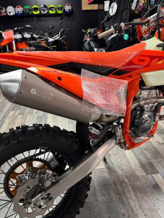 KTM EXC 250 F 2025 edicion SIXDAYS ESPAÑA .