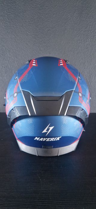 Casco de moto cerrado MAVERIK edición especial
