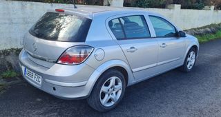 Opel Astra 2007