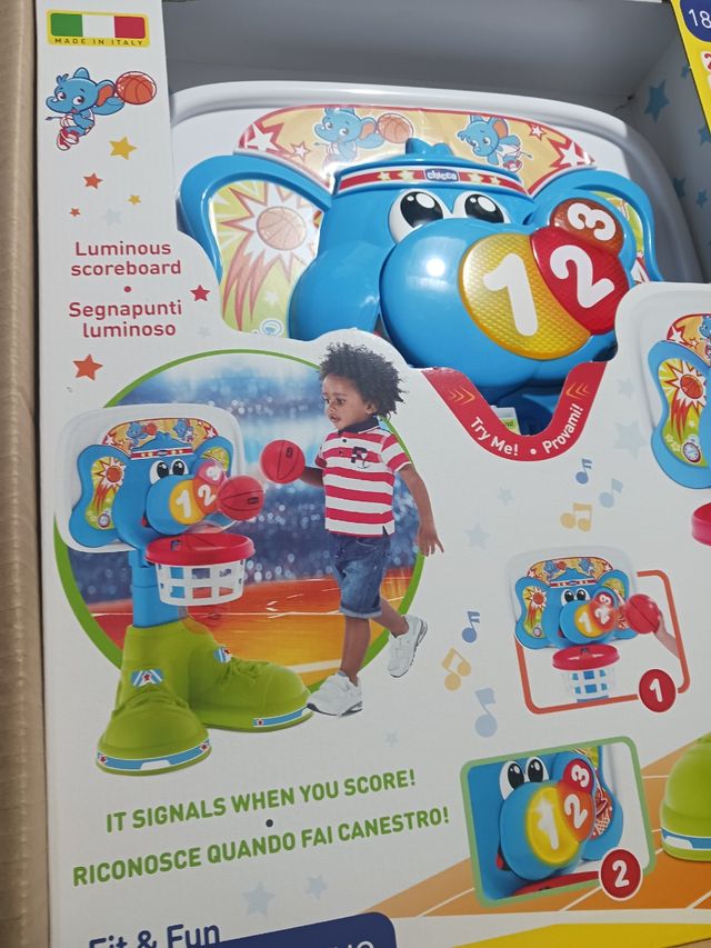 Chico canasta basket sin abrir