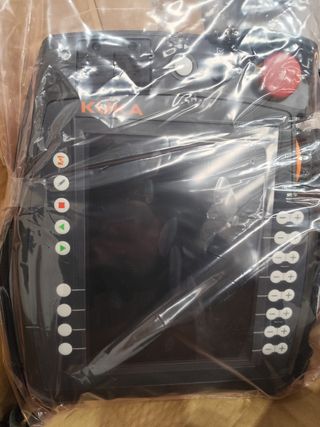 Consola Robot Kuka krc4 Smart PAD-2