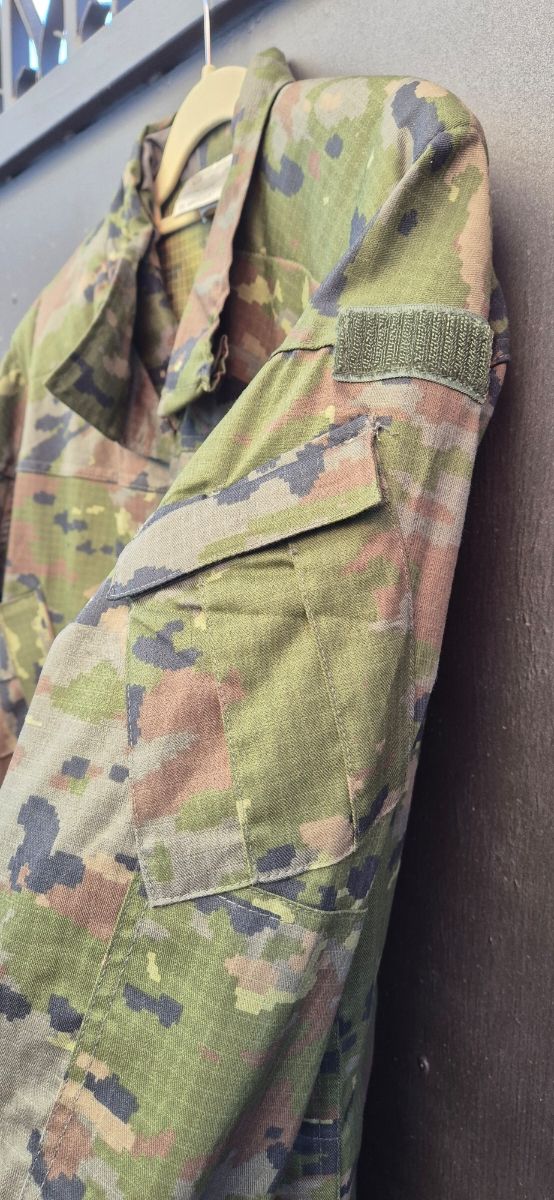 CHAQUETA DE CAZA NUEVA