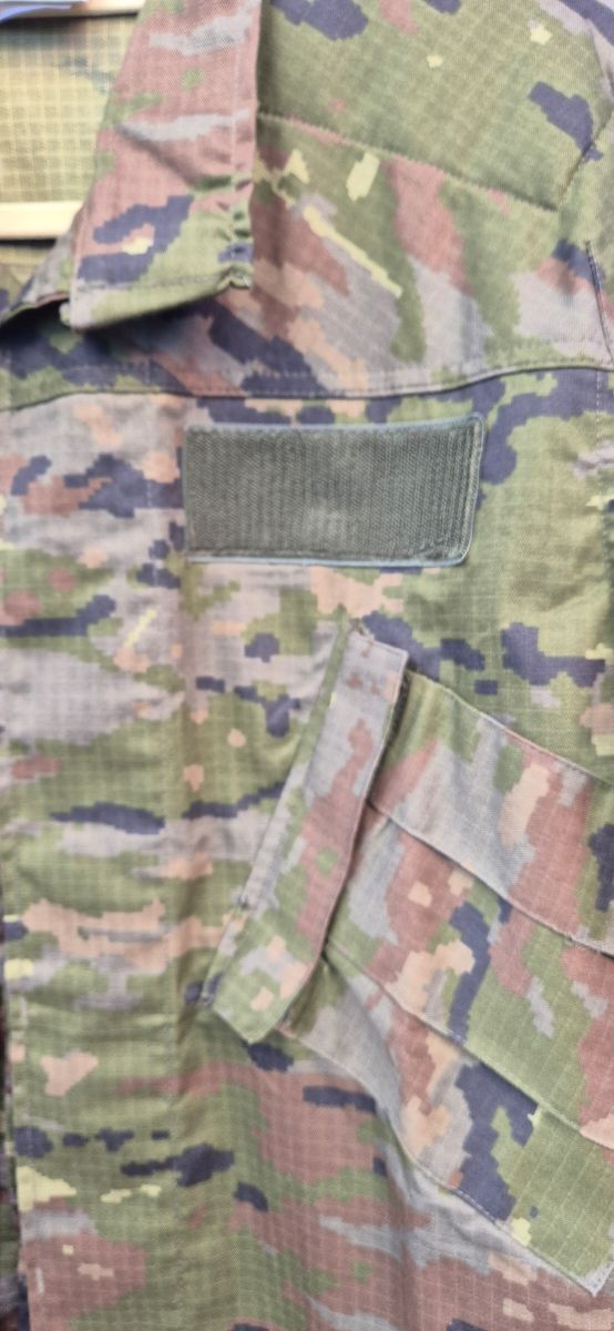 CHAQUETA DE CAZA NUEVA