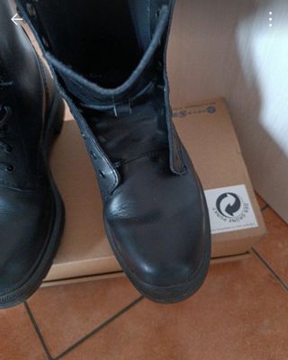 Anfibi uomo misura 41