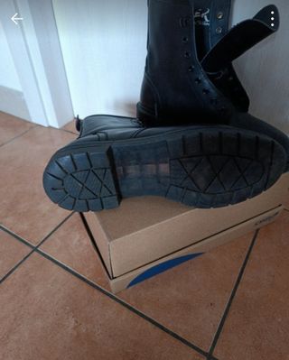 Anfibi uomo misura 41