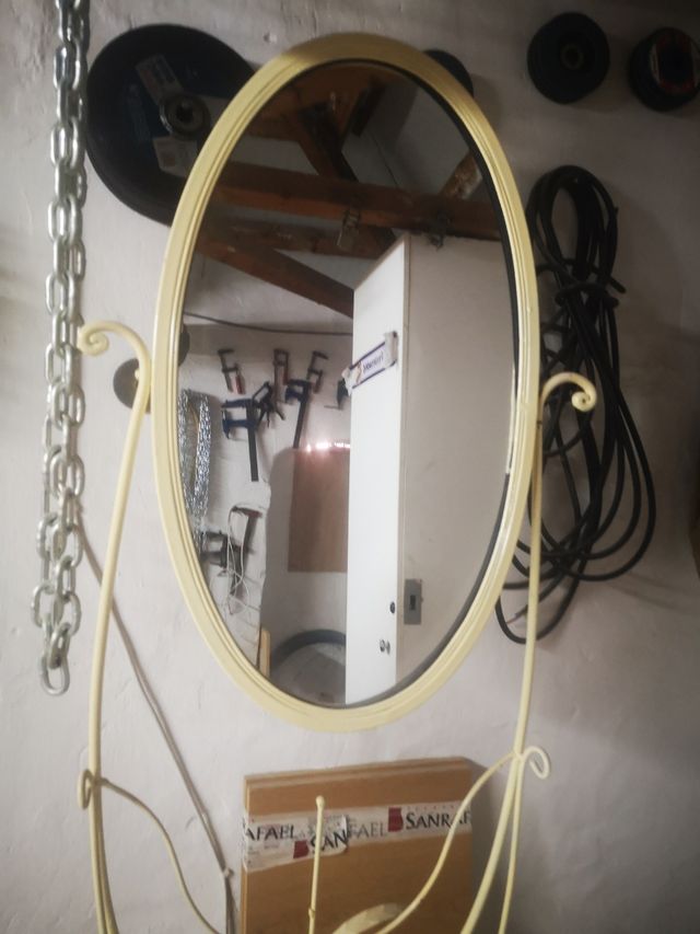 Palanganero de forja