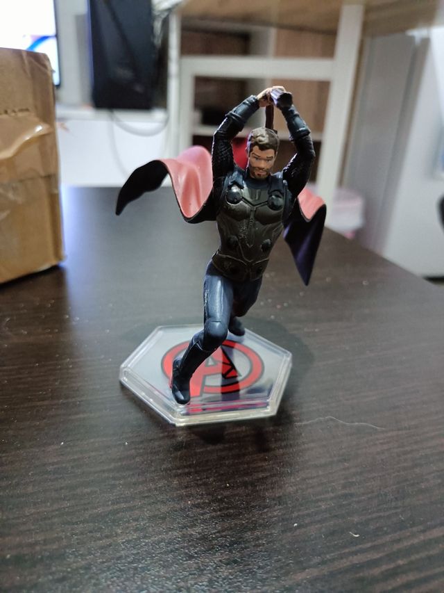 Figura Thor