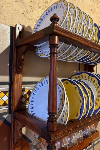 Platero escurridor de madera antiguo restaurado