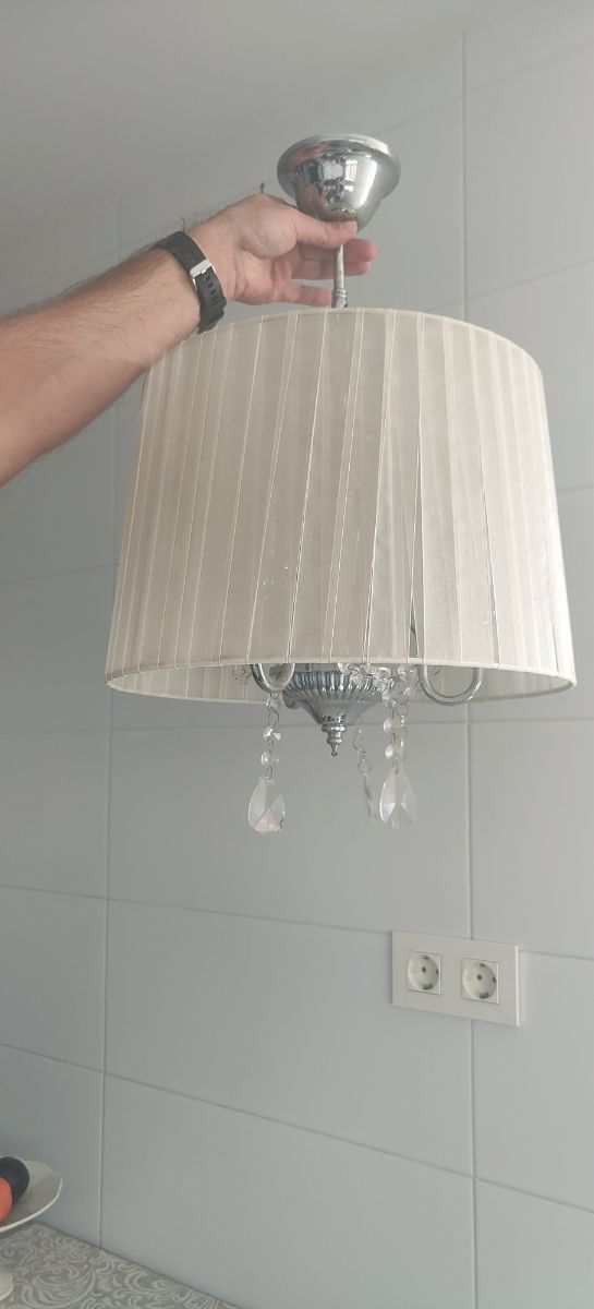 Elegante lámpara de techo