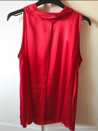 Top in seta aracio/rosso