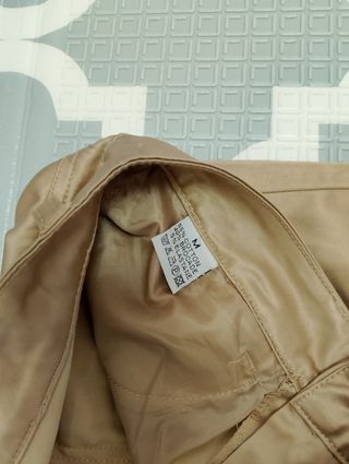 Pantaloni eleganti colore oro tg M