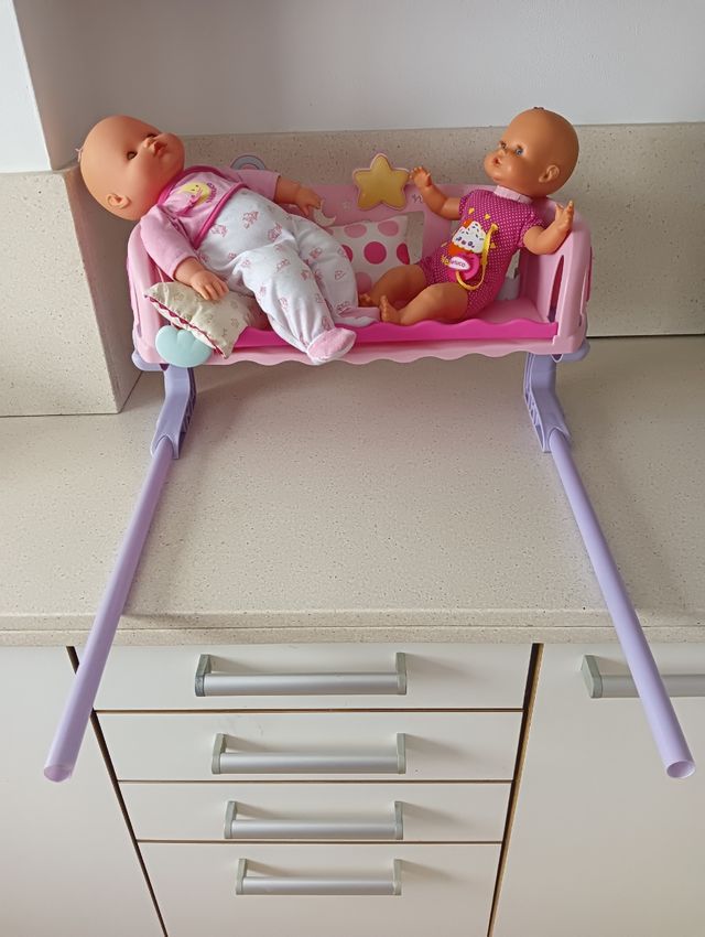 Nenuco cunita duerme conmigo, luz música y bebés 