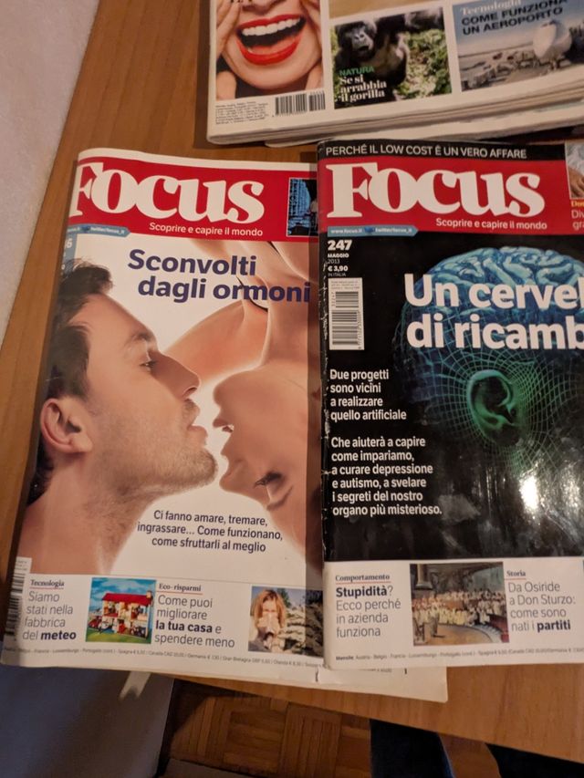 12 riviste Focus