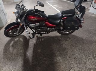 Moto Hyosung águila 2.5