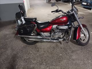 Moto Hyosung águila 2.5