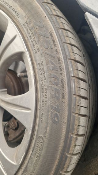 Neumaticos 275/40 R19