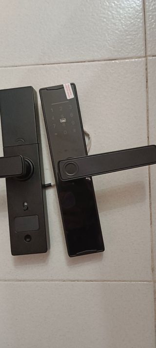 Serratura porta Fingerprint Lock WiFi bluetooth