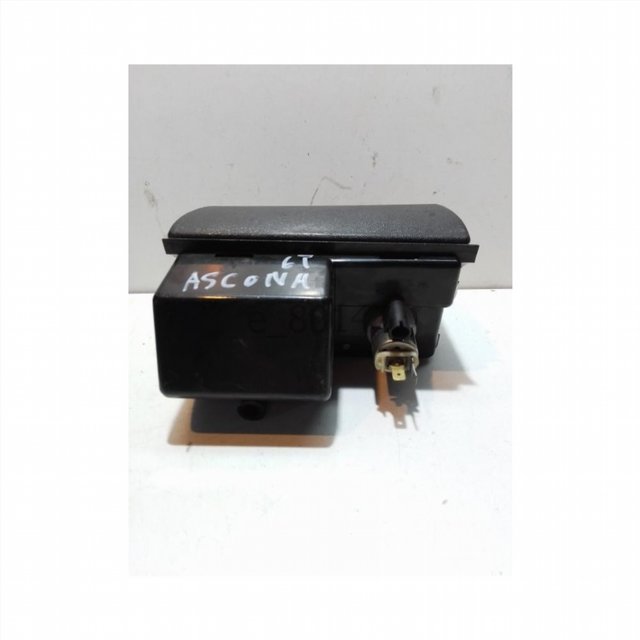 Cenicero Opel Ascona C (1981-1988) 1.6 S ( e_80147