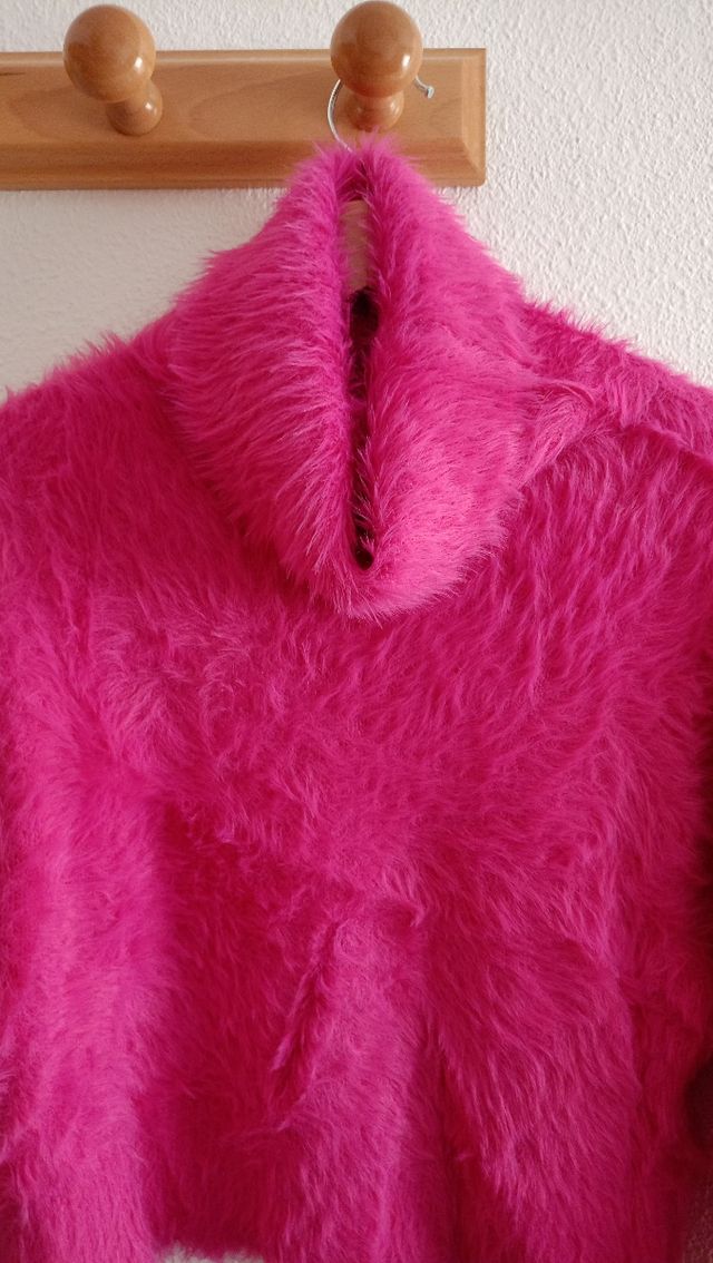 Jersey de cuello alto de Bershka 