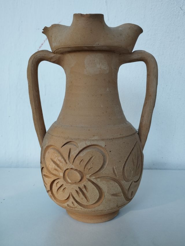 Vaso in terracotta del 1977