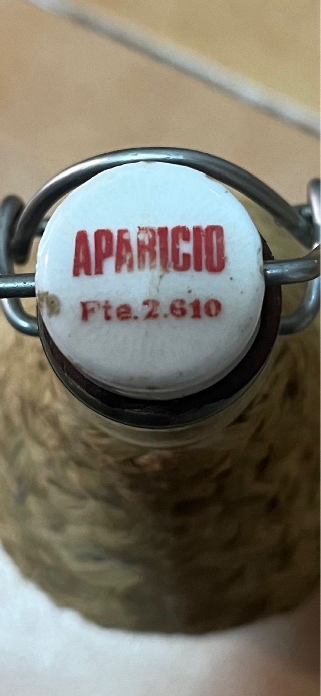 Botella gaseosa esparto