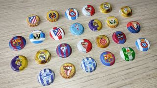 Chapas, pegatinas y tazos de fútbol Grefusa