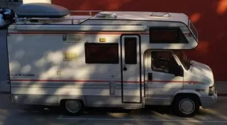 Caravana y parcela de alquiler en camping un 2x1