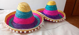 Sombrero mexicano de paja.son 4 euros por sombrero