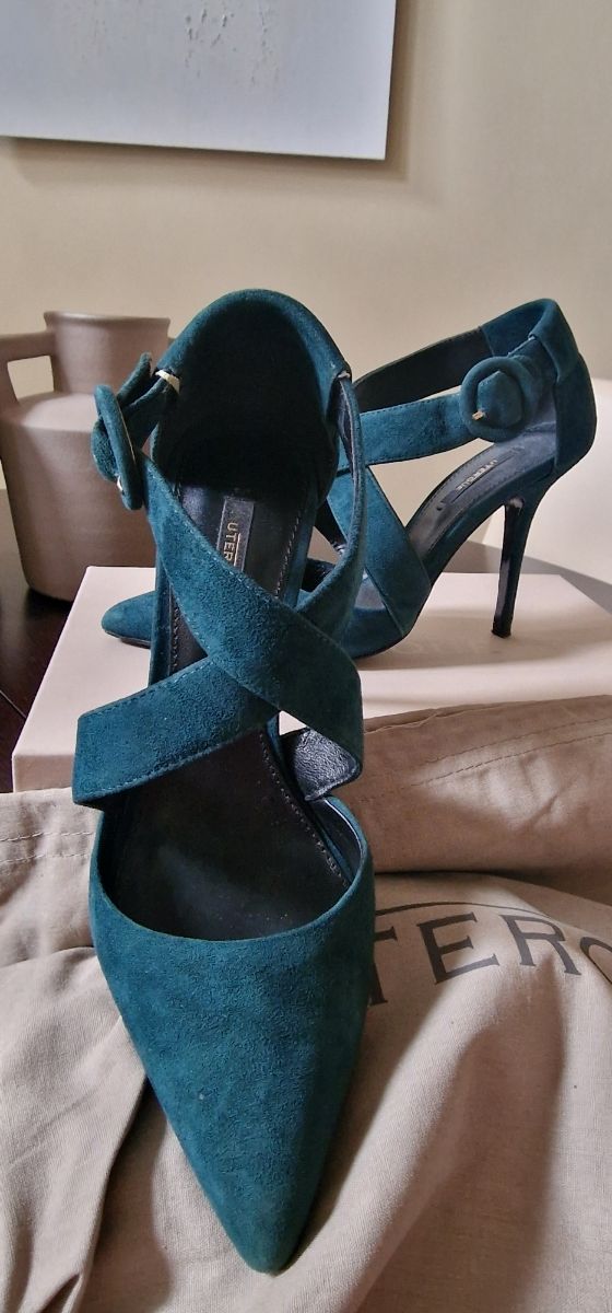 Zapatos stilettos verde azulado