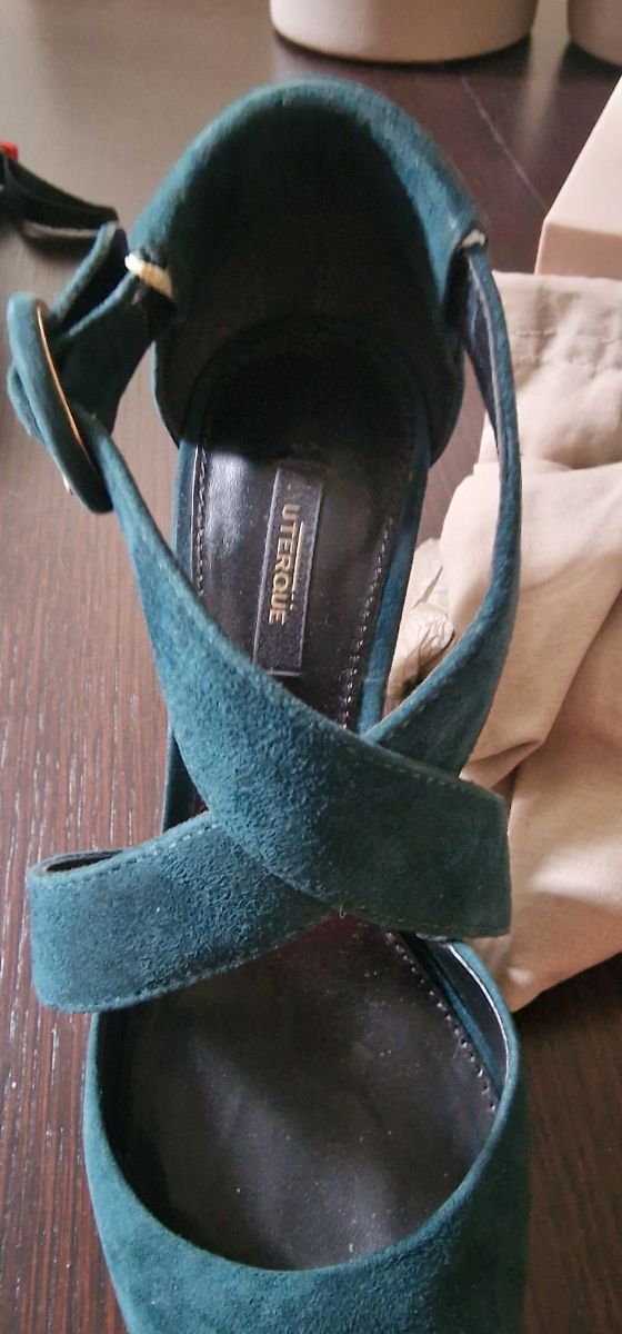 Zapatos stilettos verde azulado