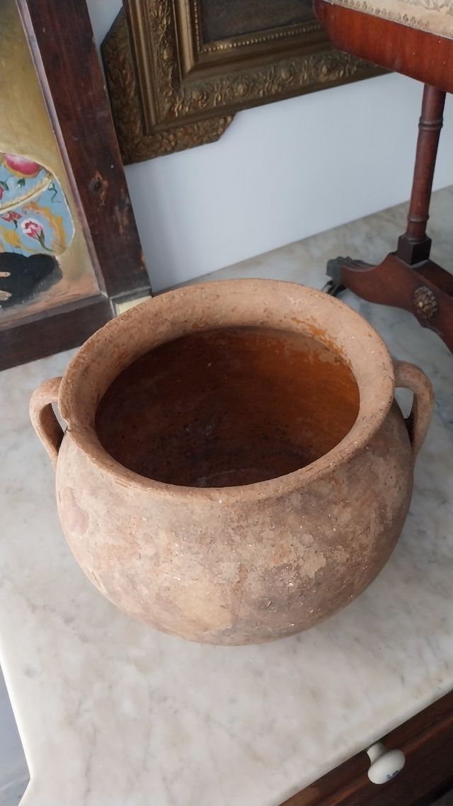 Antiguo puchero gallego