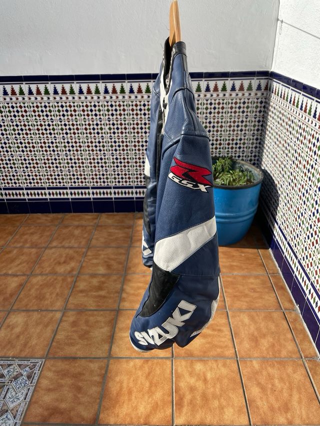 Chaqueta cuero original suzuki gsxr