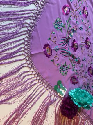 Manton flamenca mujer