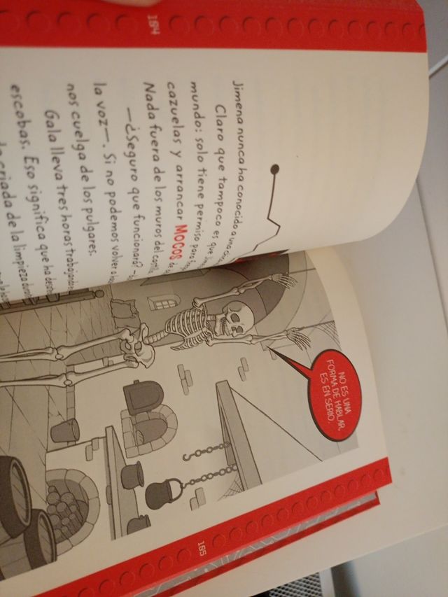 Cortocircuito en el cole (Serie Roboters 1)