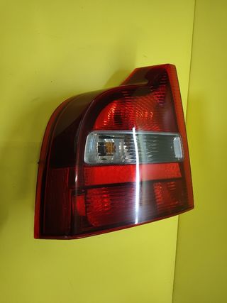 ✅PILOTO TRASERO IZQUIERDO VOLVO S80