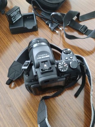 Cámara FUJIFILM HS30 EXR FINEPIX