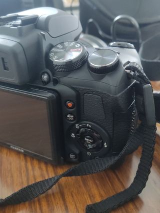 Cámara FUJIFILM HS30 EXR FINEPIX