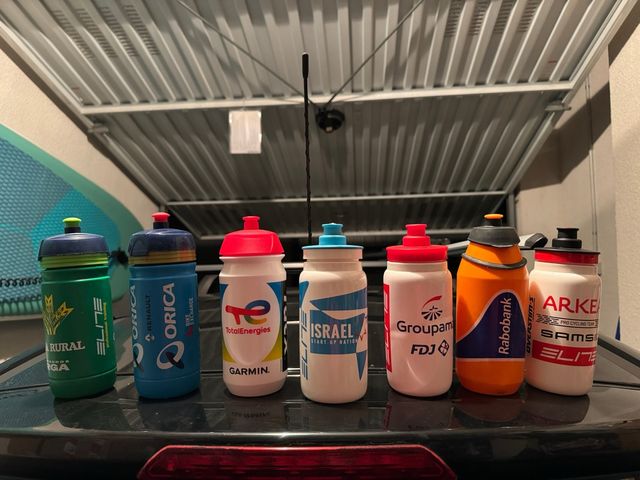 Lote indivisible bidones