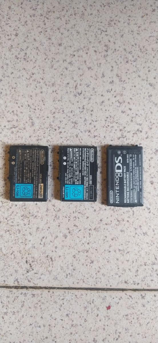 Baterías consolas NINTENDO DS y Ds Lite...5€ una 