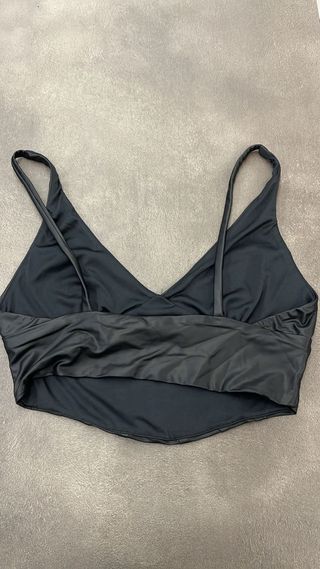 top di pelle nero bershka