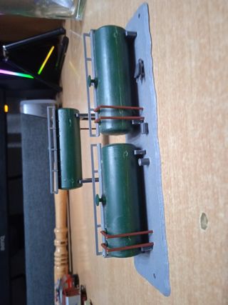 Conjunto bidones gasolina escala n