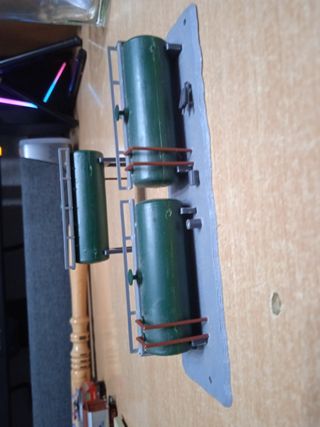 Conjunto bidones gasolina escala n