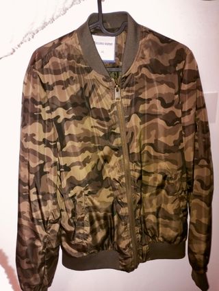 Bomber militar 