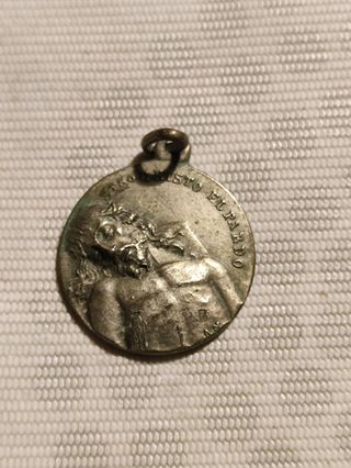 CRISTO CAPUCHINOS MEDALLA 1,3 CMS